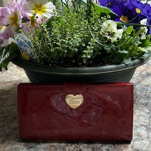Gucci wallet
